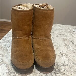 NICE AUSTRALIA UGG BOOTS WOMENS WIDE SIZE 10